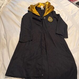 Harry Potter Wizarding Cloak Hooded Black Gold Cape Wizard Hogwarts M 7-8